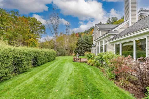 81 Apple Blossom Drive Lebanon NH 03784