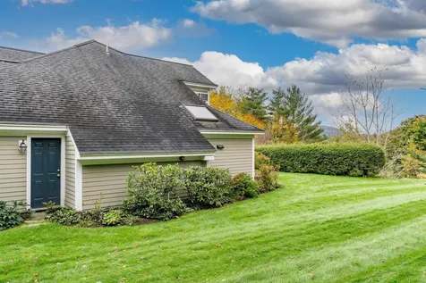 81 Apple Blossom Drive Lebanon NH 03784