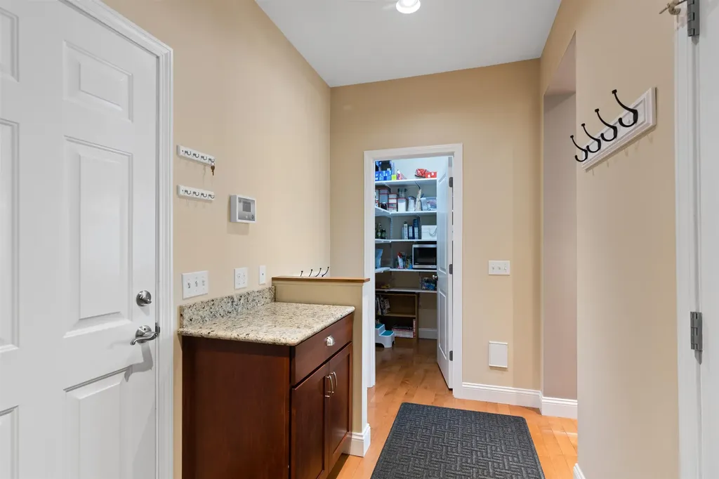 233 Dunmore Lane Williston VT 05495