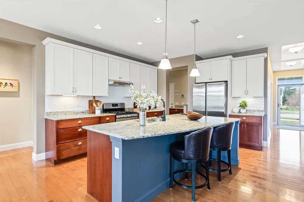 233 Dunmore Lane Williston VT 05495