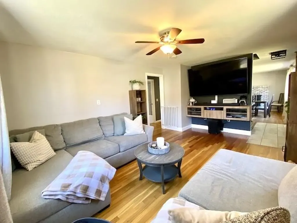 11 Bedard Avenue Derry NH 03038
