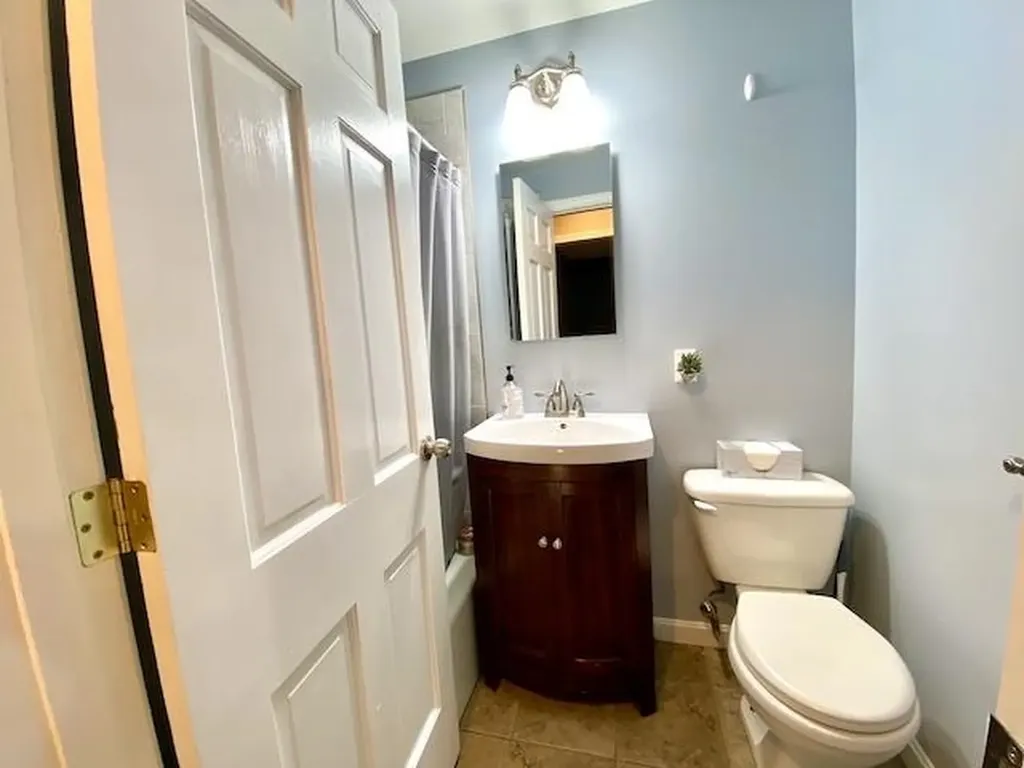 11 Bedard Avenue Derry NH 03038