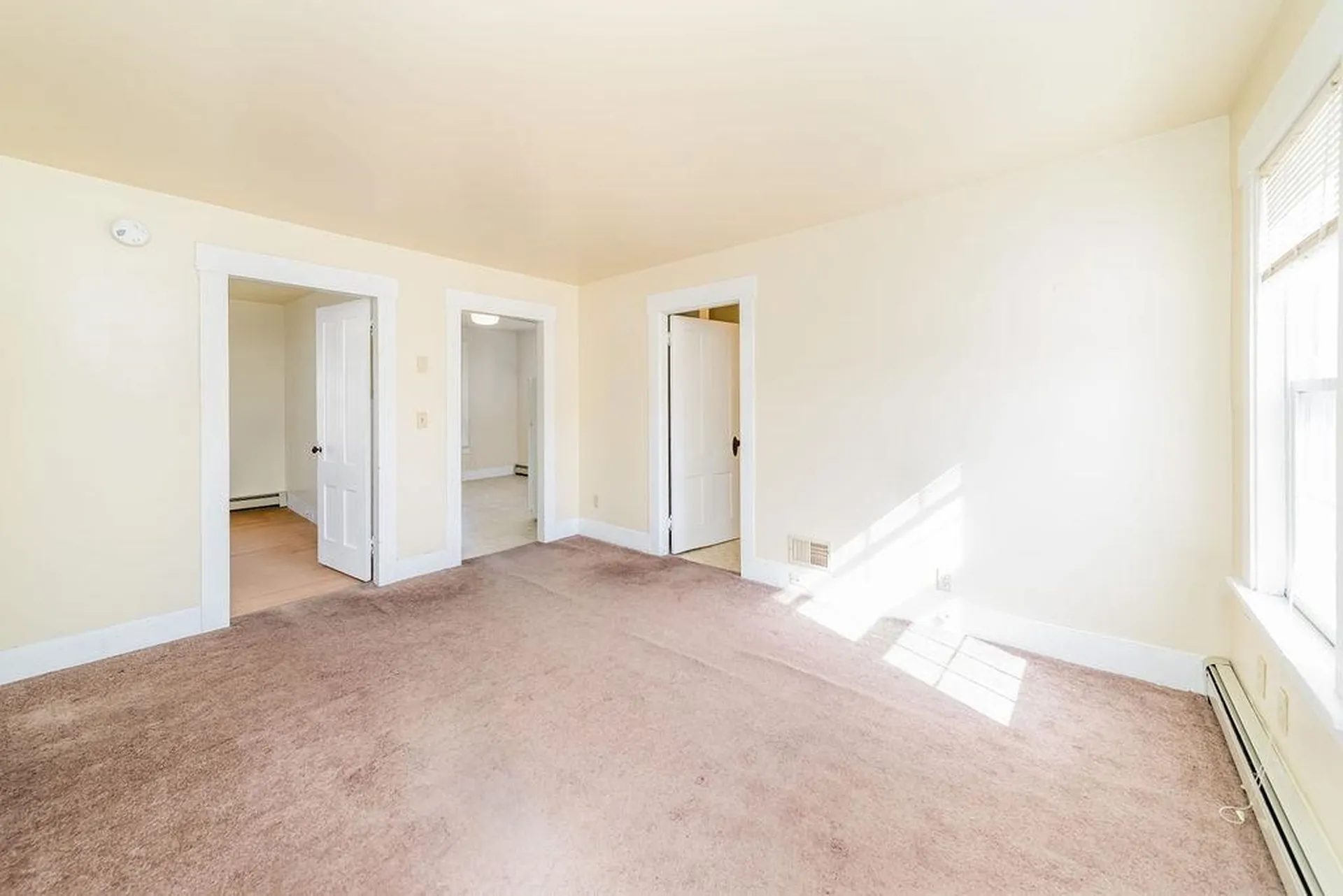 65 Hawthorn Street Hartford VT 05088