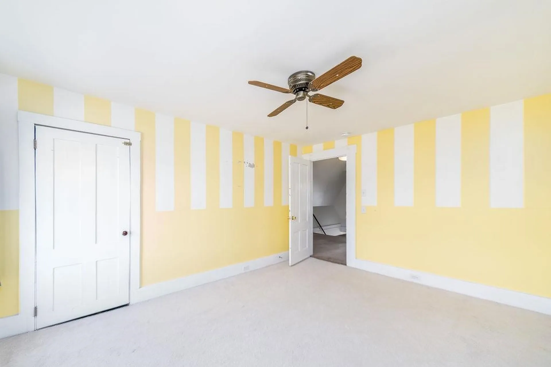 65 Hawthorn Street Hartford VT 05088