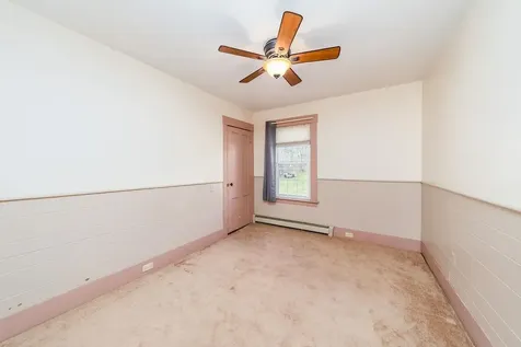65 Hawthorn Street Hartford VT 05088
