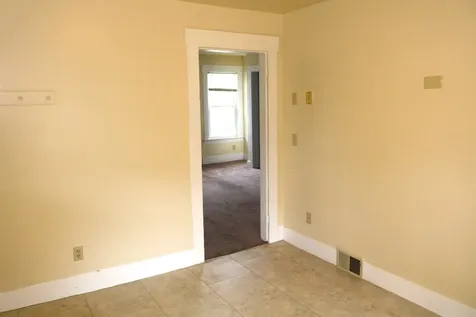 65 Hawthorn Street Hartford VT 05088