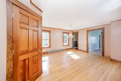 65 Hawthorn Street Hartford VT 05088