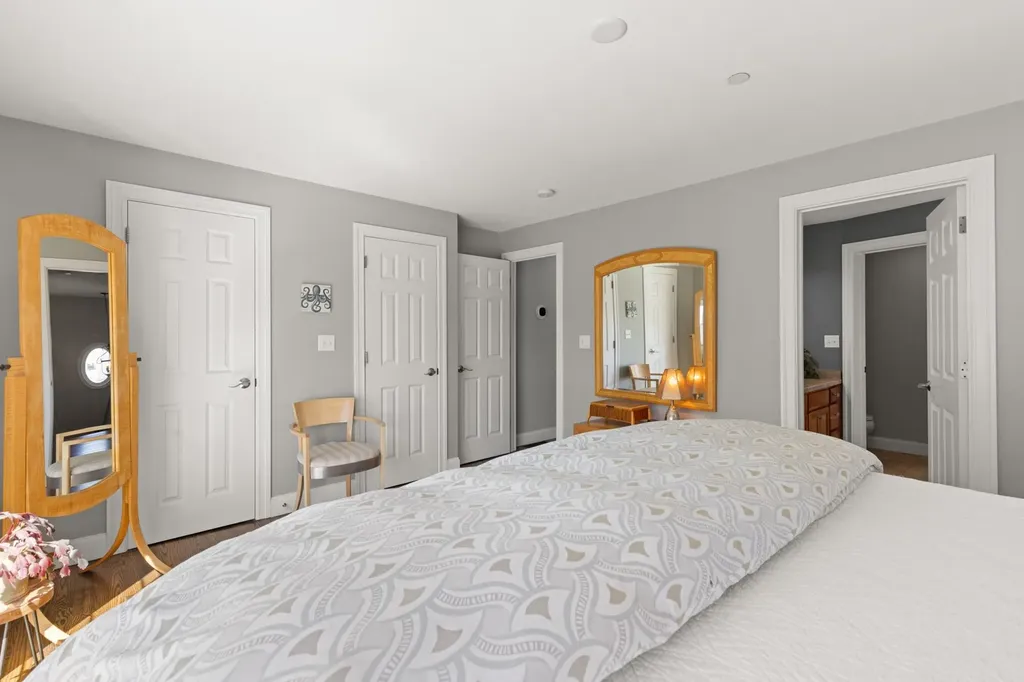 9 Duston Avenue Hampton NH 03842
