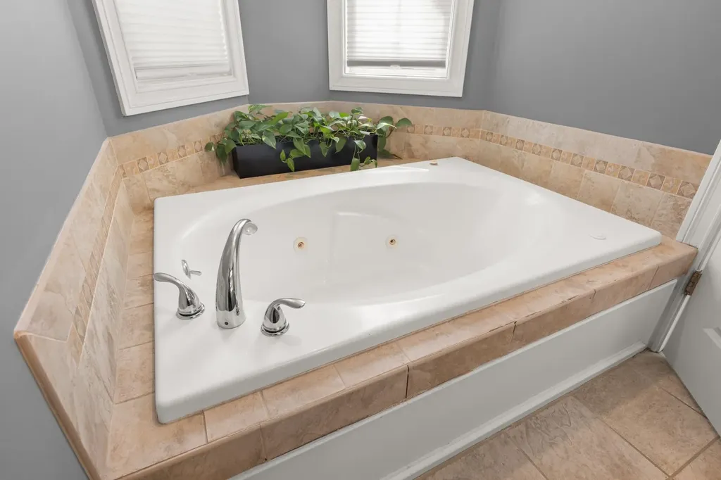 9 Duston Avenue Hampton NH 03842