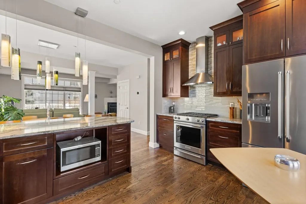 9 Duston Avenue Hampton NH 03842
