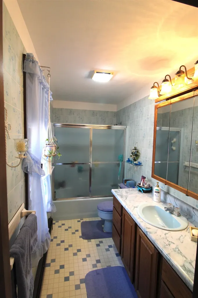 6 Furber Drive Lee NH 03861