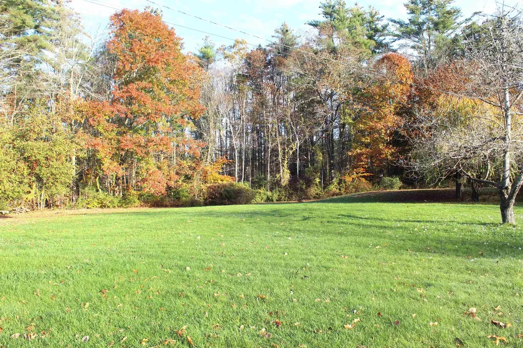 6 Furber Drive Lee NH 03861