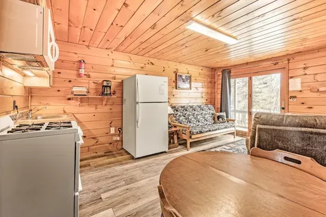 6 Motel Drive Pittsburg NH 03592