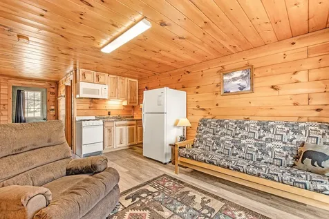 6 Motel Drive Pittsburg NH 03592