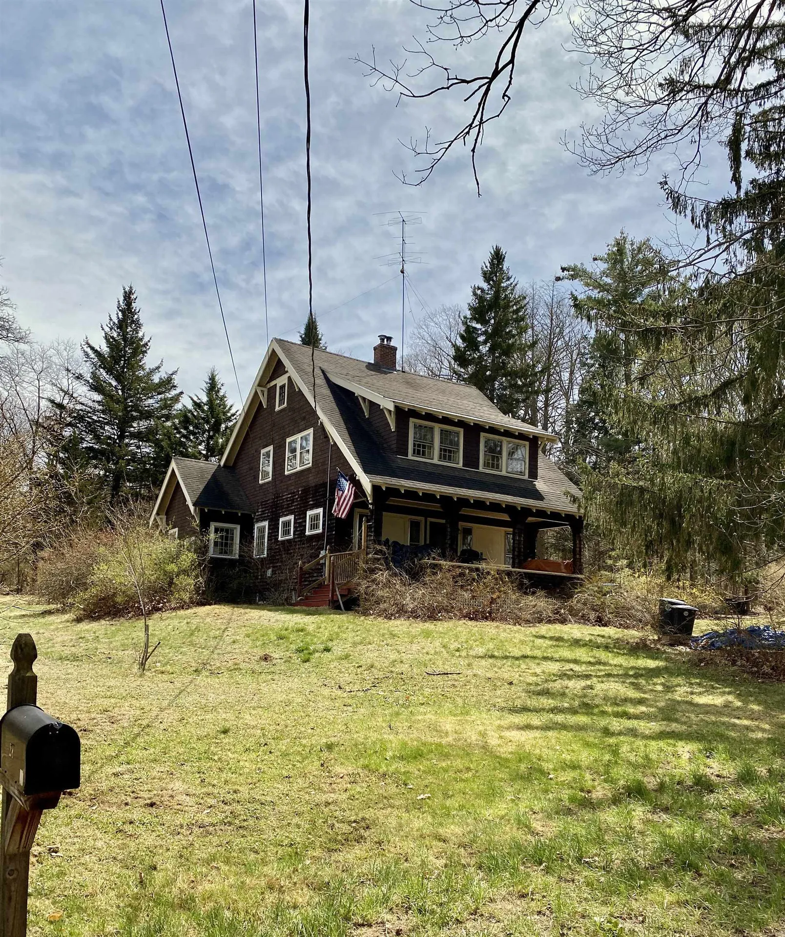 28 Leach Avenue Franklin NH 03235