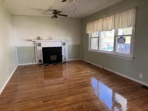 20 Leslie Avenue Claremont NH 03743