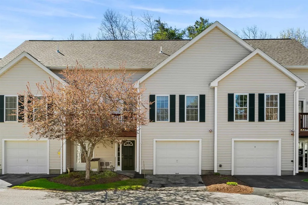 12 Echo Shore Drive Merrimack, NH Real Estate Property MLS 4993077