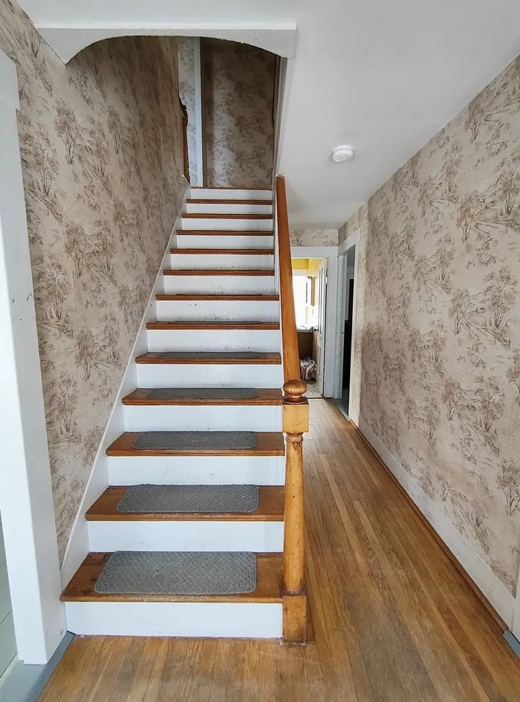 399 Main Street Rumney NH 03266