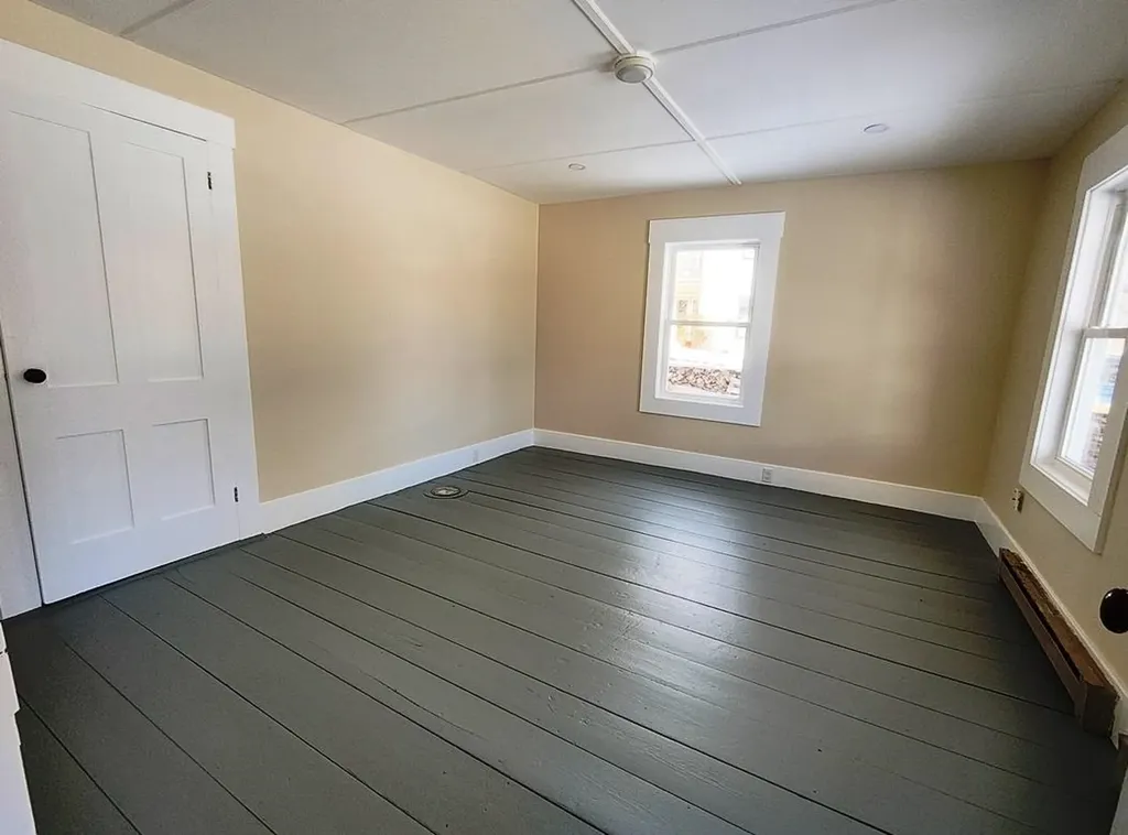 399 Main Street Rumney NH 03266