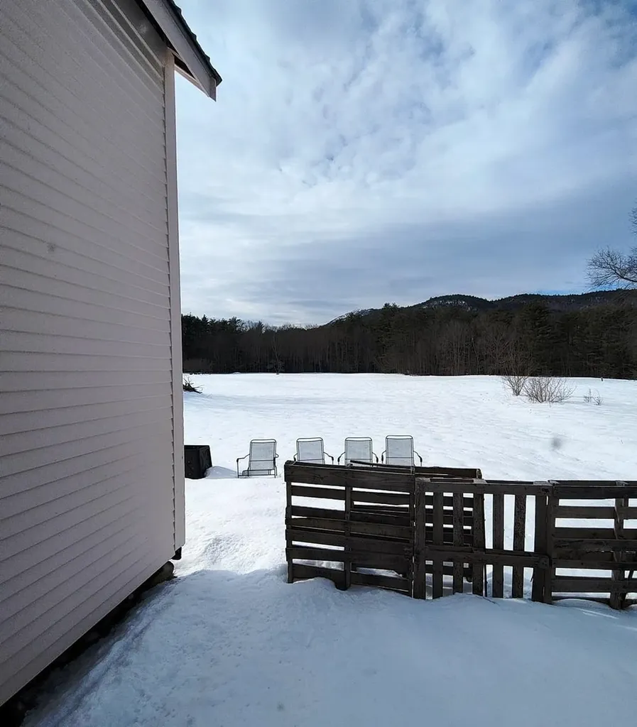 399 Main Street Rumney NH 03266