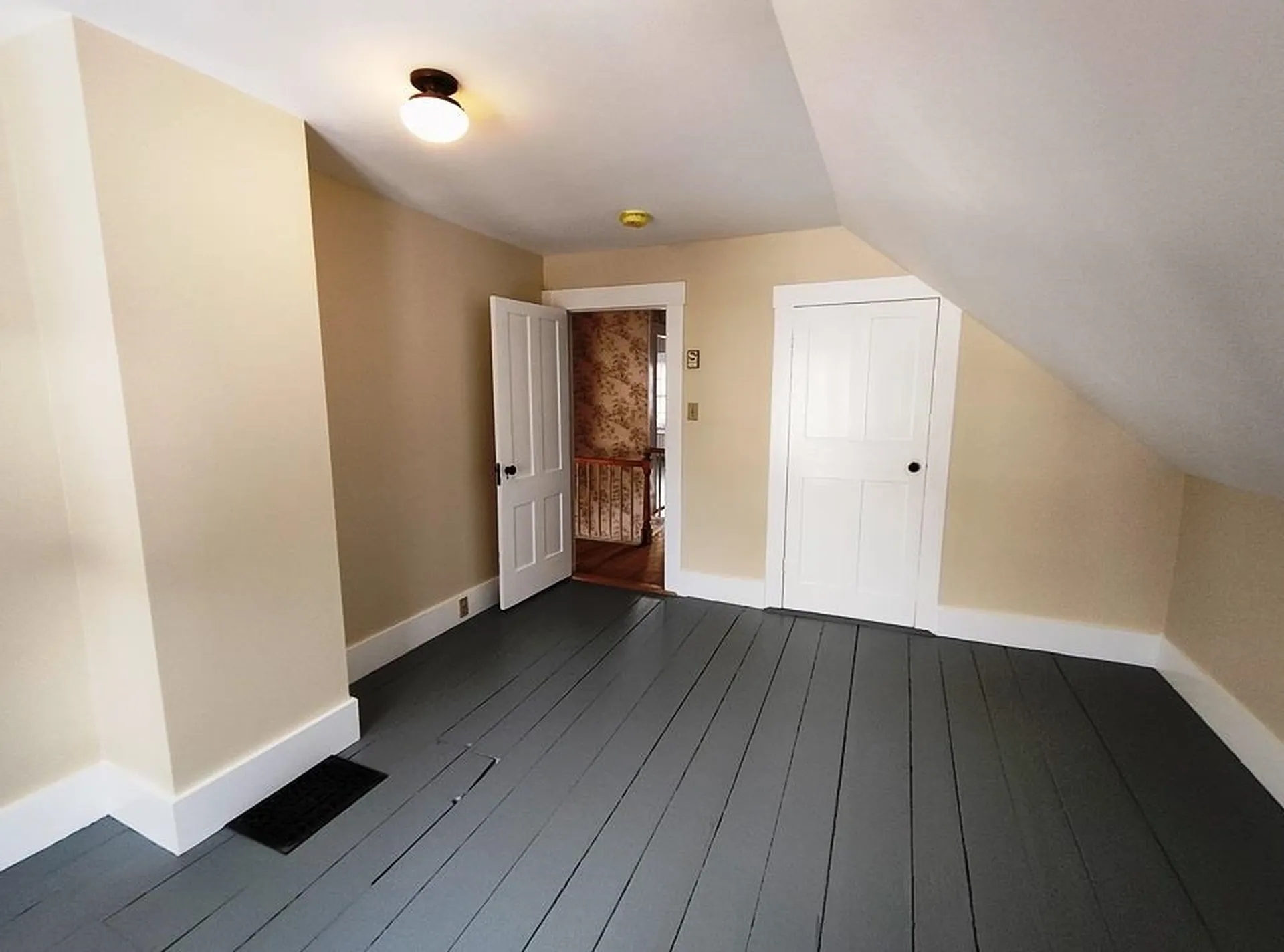 399 Main Street Rumney NH 03266