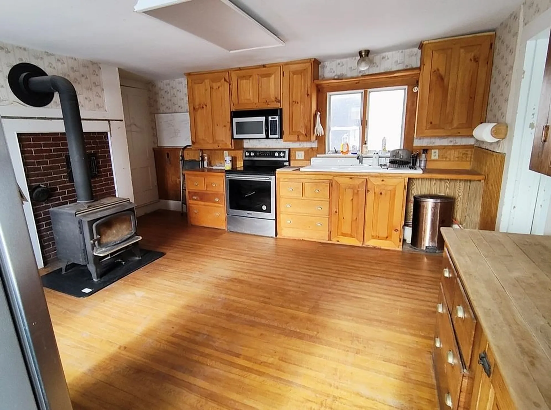 399 Main Street Rumney NH 03266