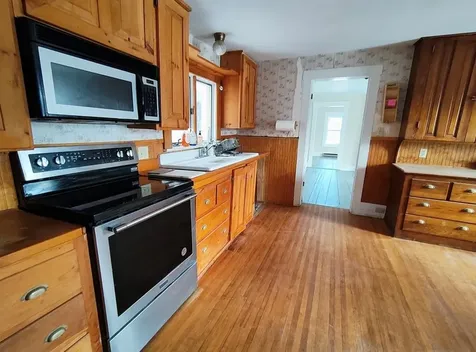 399 Main Street Rumney NH 03266