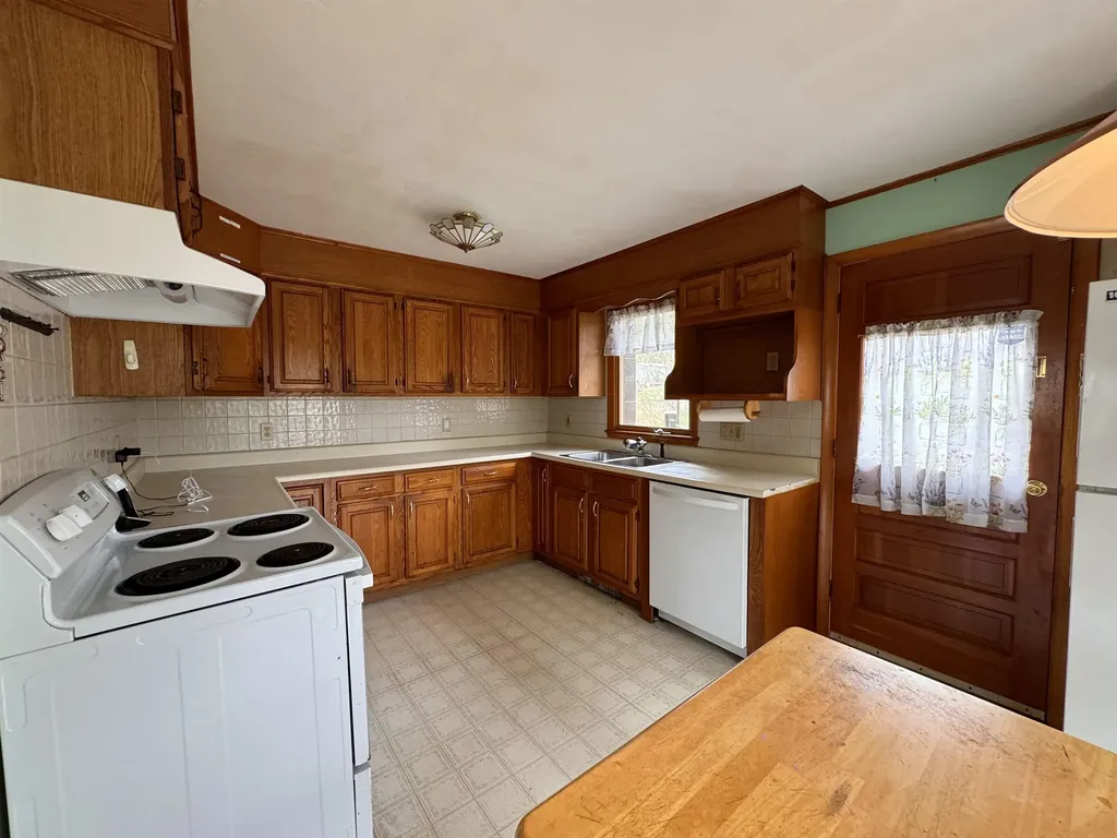 45 Bible Hill Road Claremont NH 03743