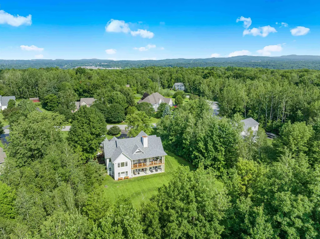 570 Ledgewood Drive Williston VT 05495