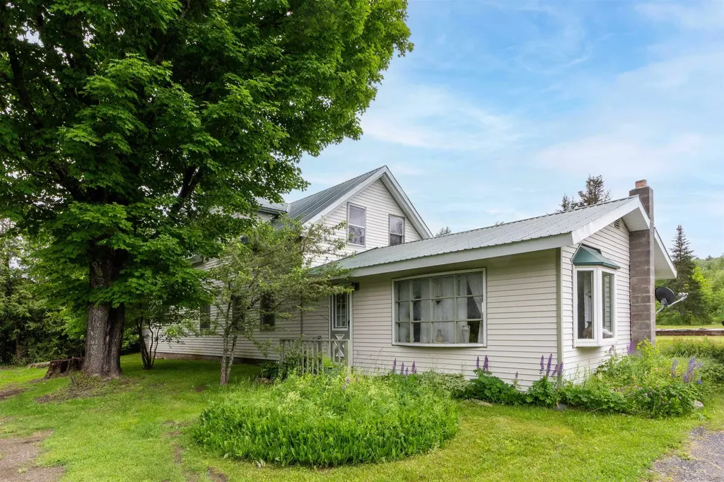 3683 Elmore Pond Road Elmore, VT Real Estate MLS 4993786