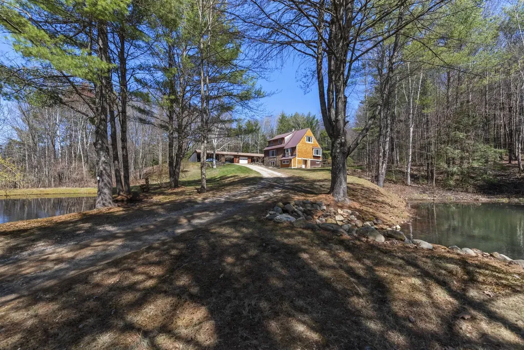 306 Berry Road Alexandria NH 03222