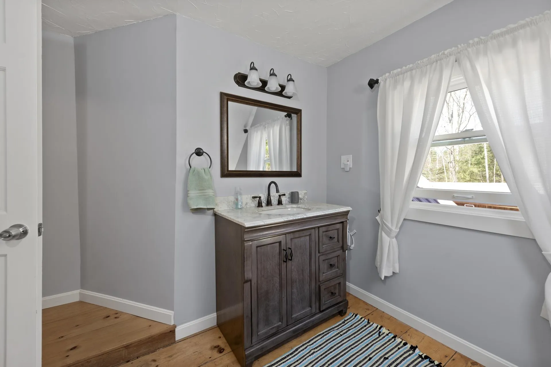 306 Berry Road Alexandria NH 03222