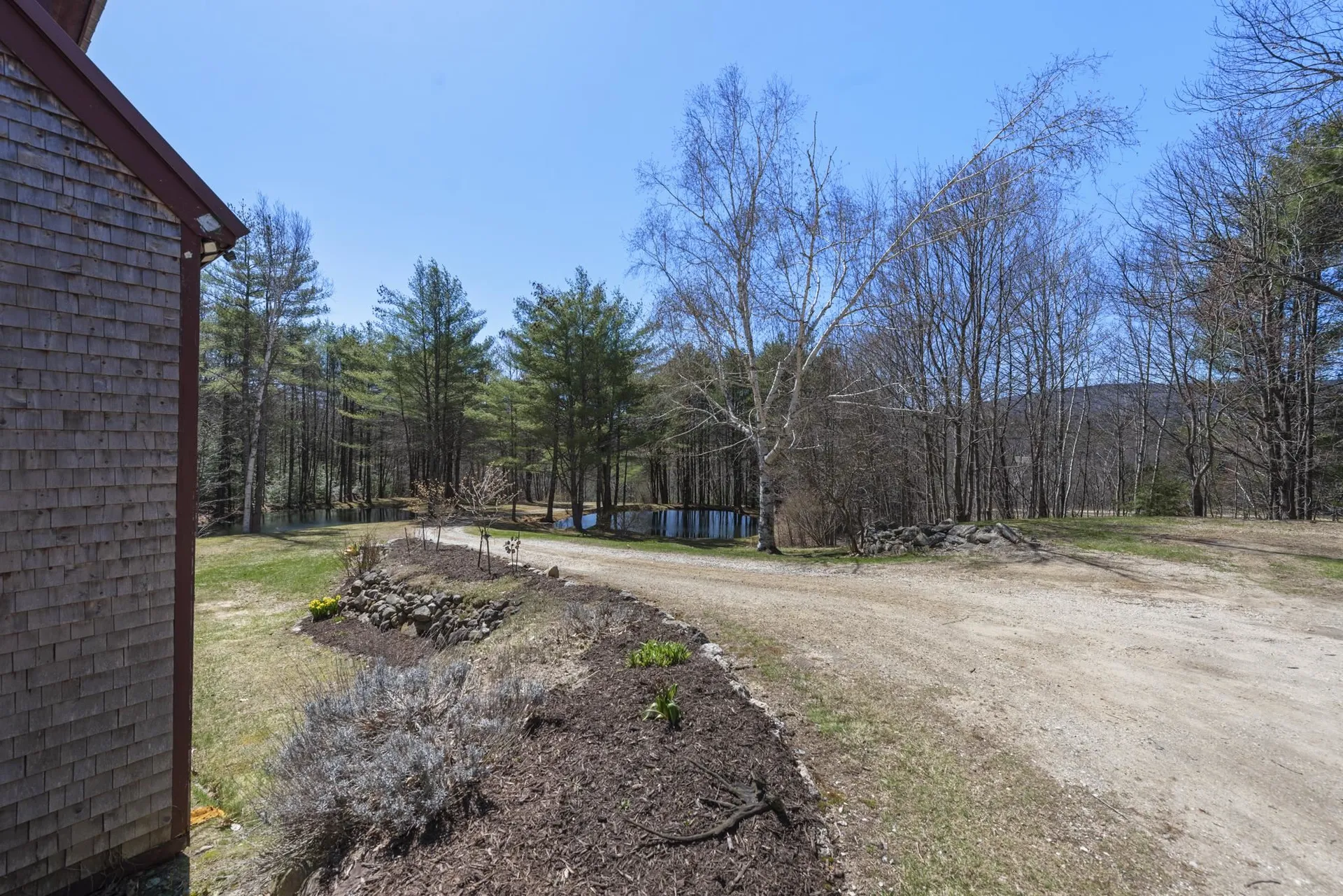 306 Berry Road Alexandria NH 03222