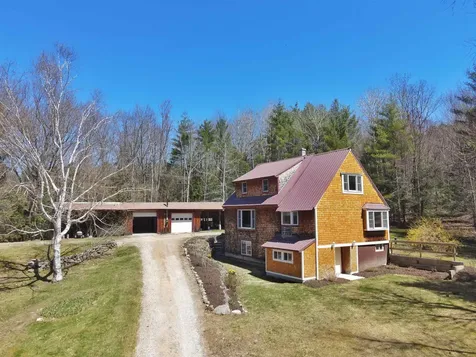 306 Berry Road Alexandria NH 03222
