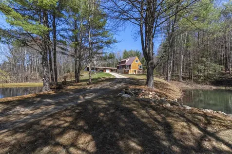 306 Berry Road Alexandria NH 03222