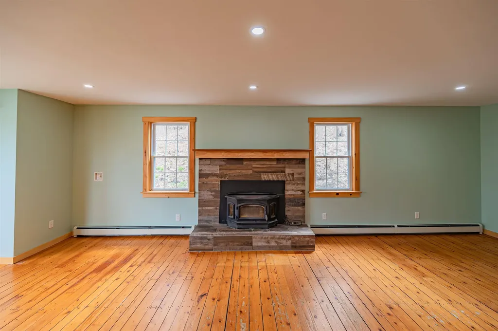 29 Academy Street Barre City VT 05641