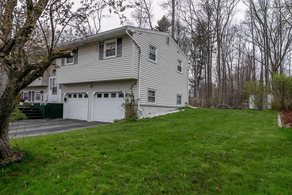 12 Prouty Parkway South Burlington VT 05403