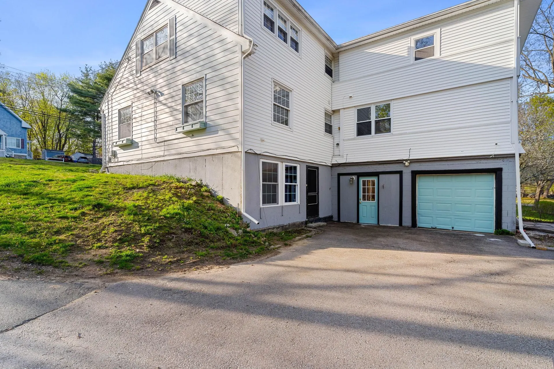 1291 Candia Road Manchester NH 03109