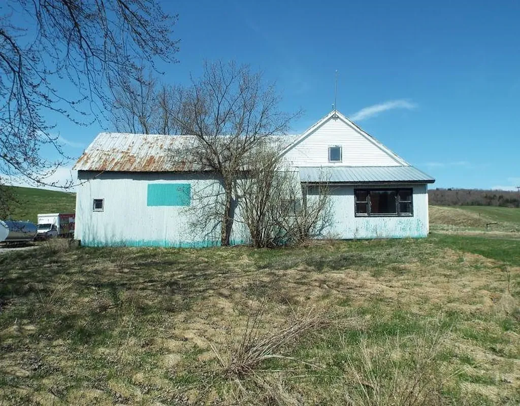 10969 Route 105 Enosburg VT 05450