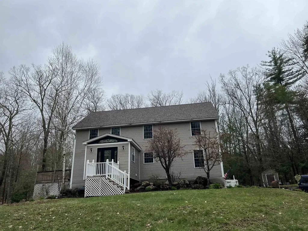 516 Farrington Corner Road Hopkinton NH 03229