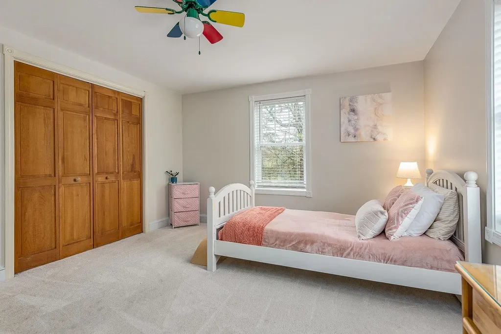 7 Nielson Road Nottingham NH 03290