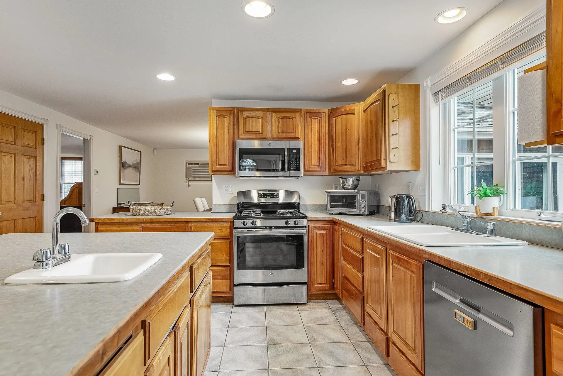 7 Nielson Road Nottingham NH 03290