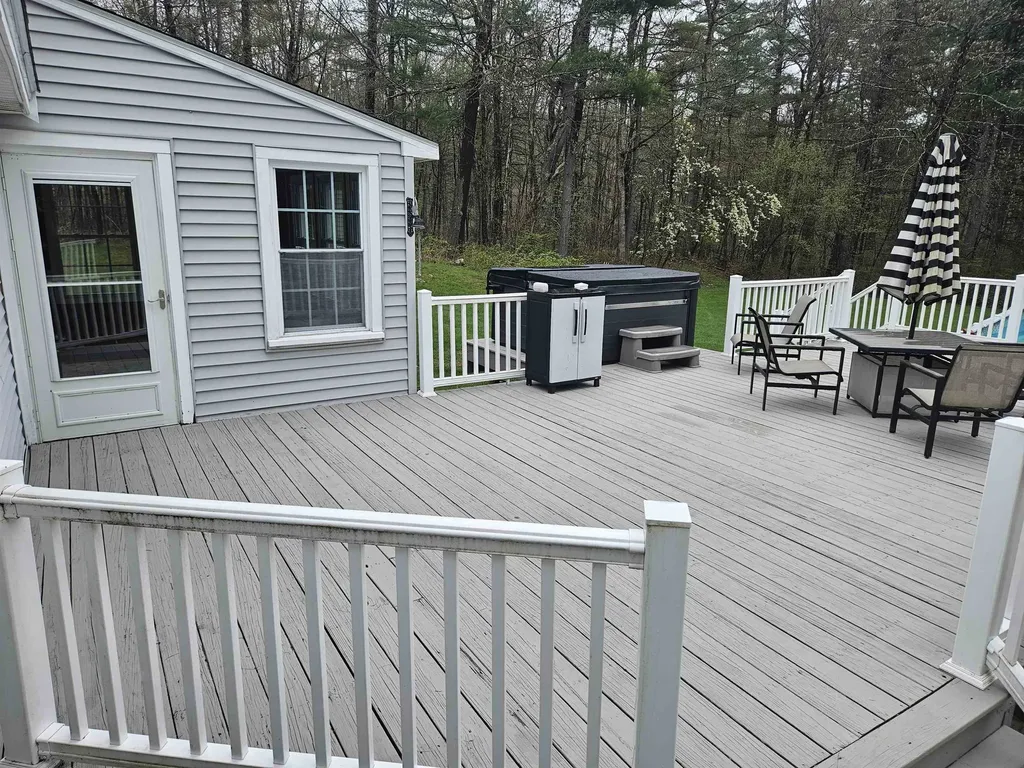 68 Naticook Road Merrimack NH 03054