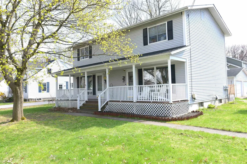 2 Appletree Lane Essex Junction VT 05452