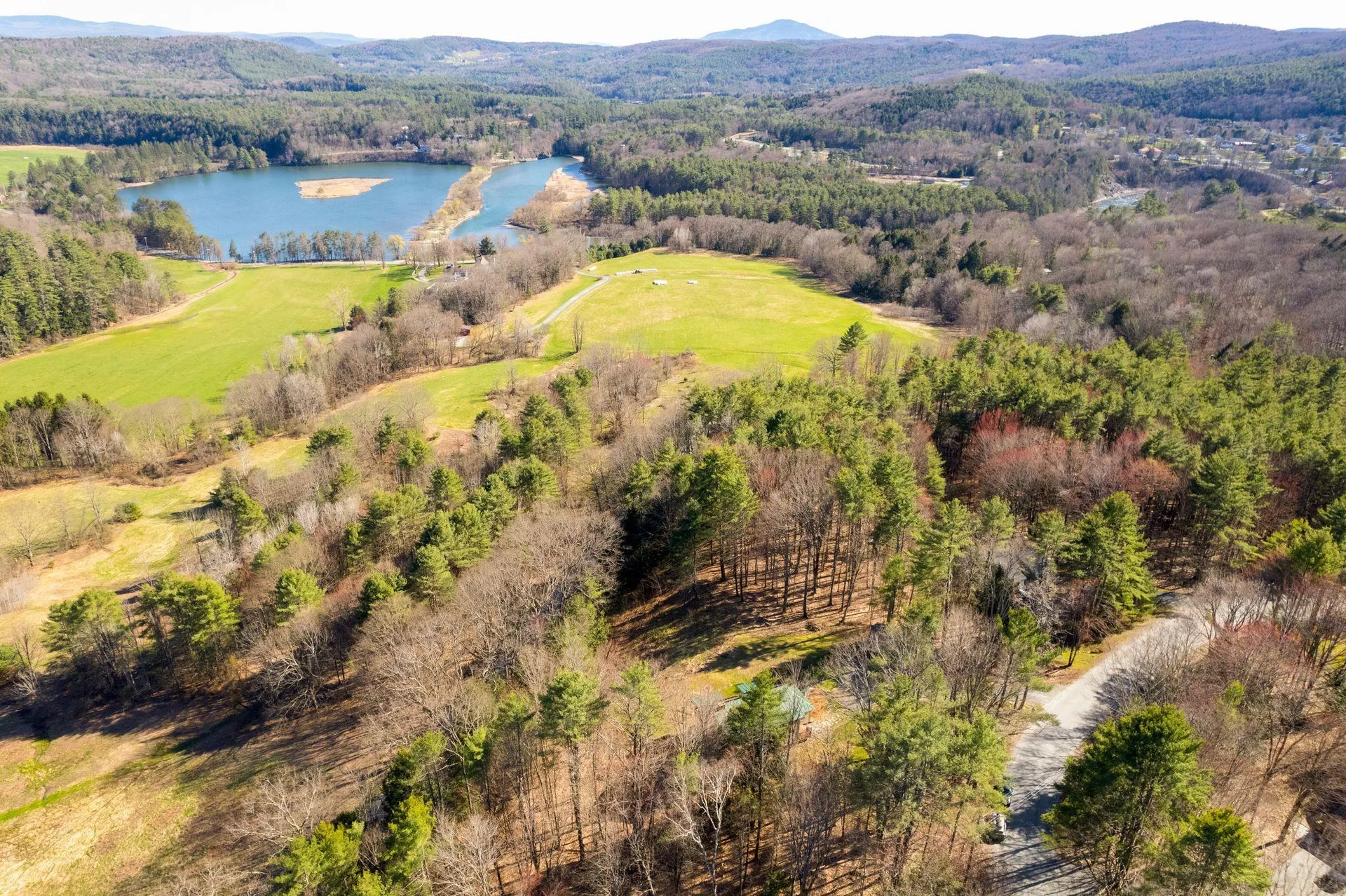 423 Morgan Road Hartford VT 05059