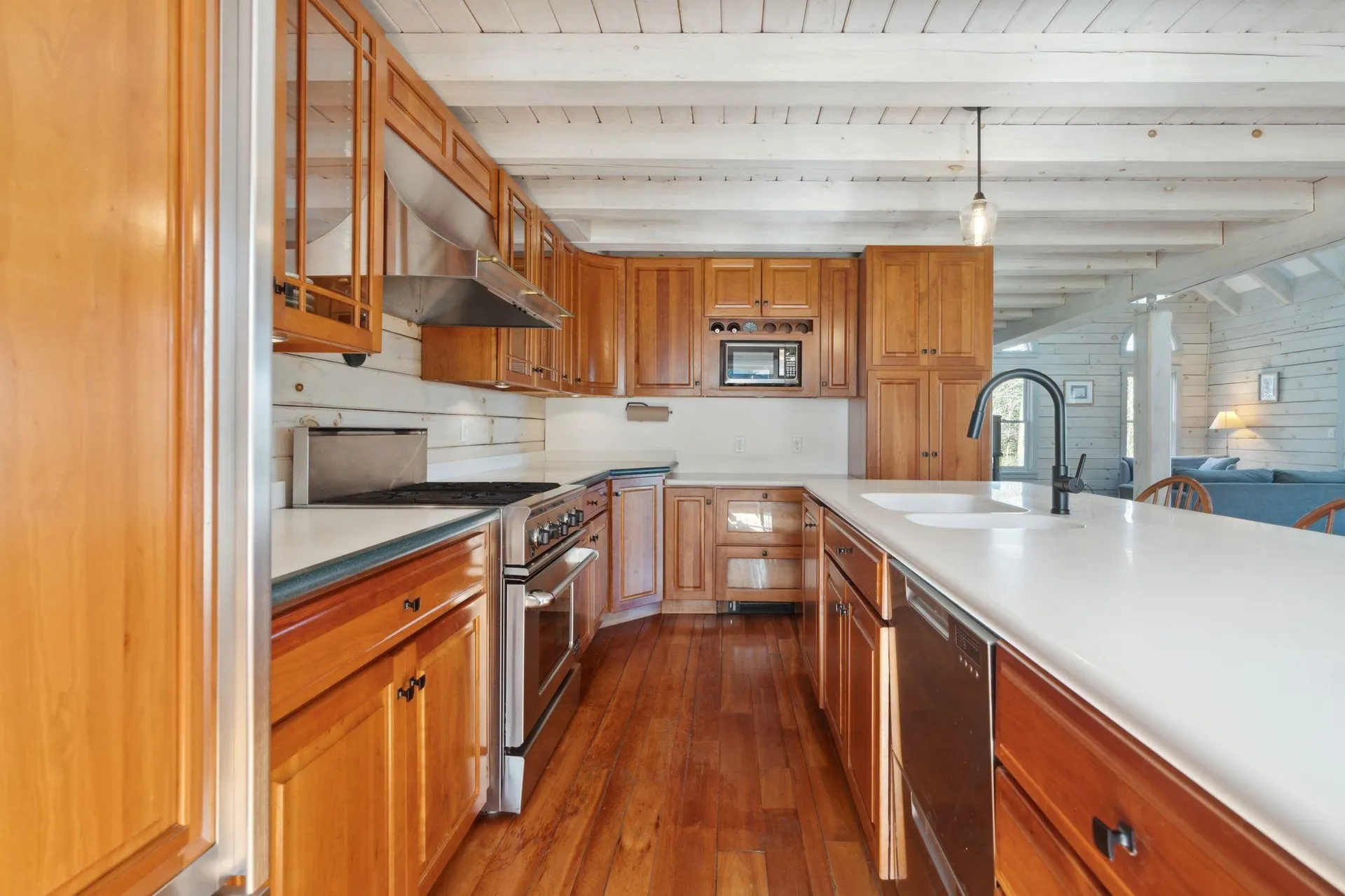 423 Morgan Road Hartford VT 05059