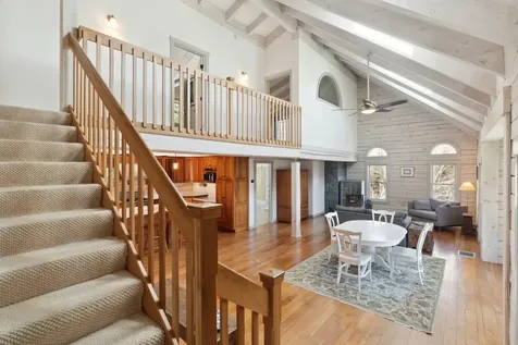 423 Morgan Road Hartford VT 05059