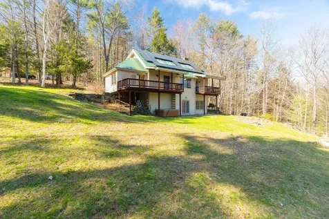 423 Morgan Road Hartford VT 05059