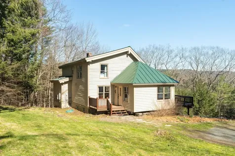 423 Morgan Road Hartford VT 05059