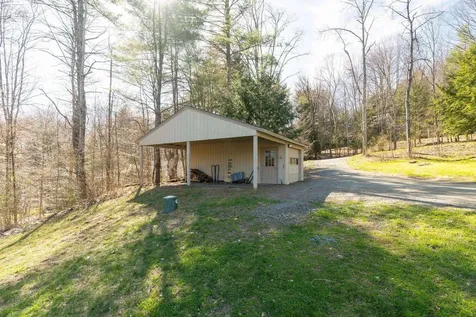 423 Morgan Road Hartford VT 05059
